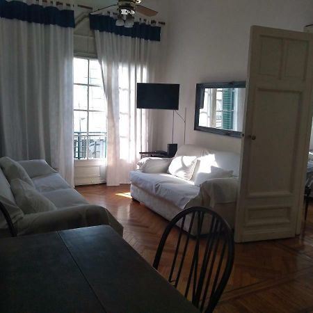 Appartamento Corrientes Y Uruguay Buenos Aires Esterno foto